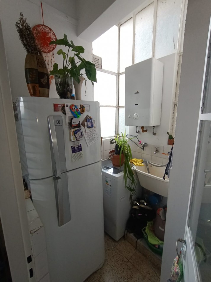 Venta departamento centrico 3 ambientes.