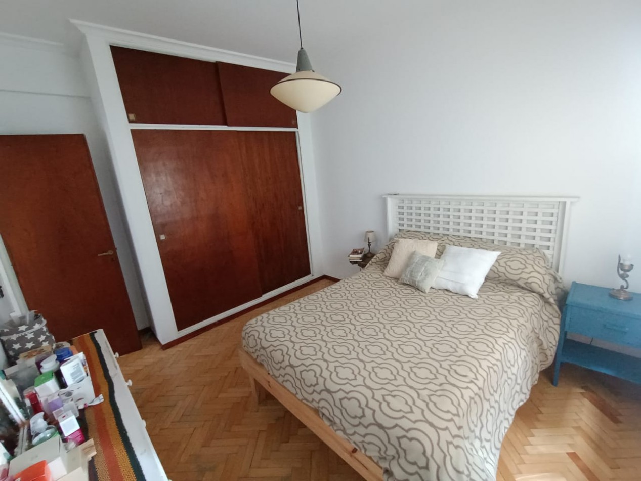 Venta departamento centrico 3 ambientes.