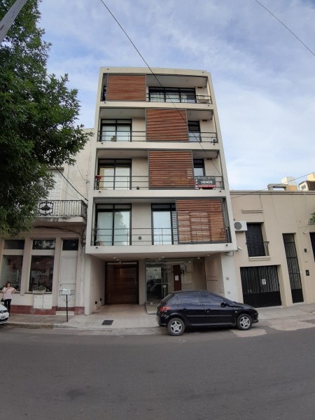 Venta departamento 2 ambientes amplio y moderno.